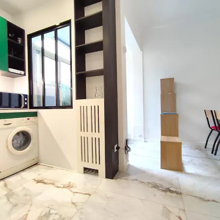 Garden Level Nearby * Nizza